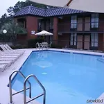 Days Inn By Wyndham Statesboro 